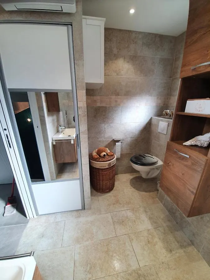 Апартаменты Maison De Village A Carces Франция